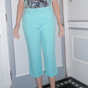 Croft&barrow stretch Capri's classic fit blue size 32" or 8